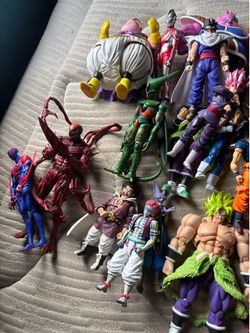 Massive dragon ball and other characters bundle