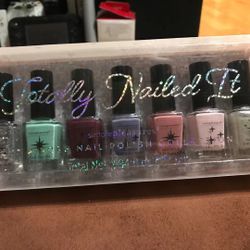 Brand New Nail Polish In Box Sealed Totally Nailed It Collection Gift Set Women Girl