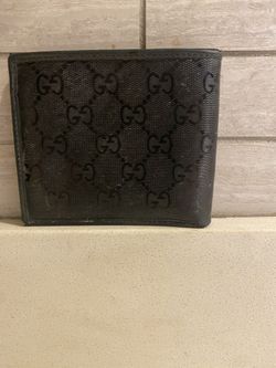 Authentic Black Males Gucci wallet