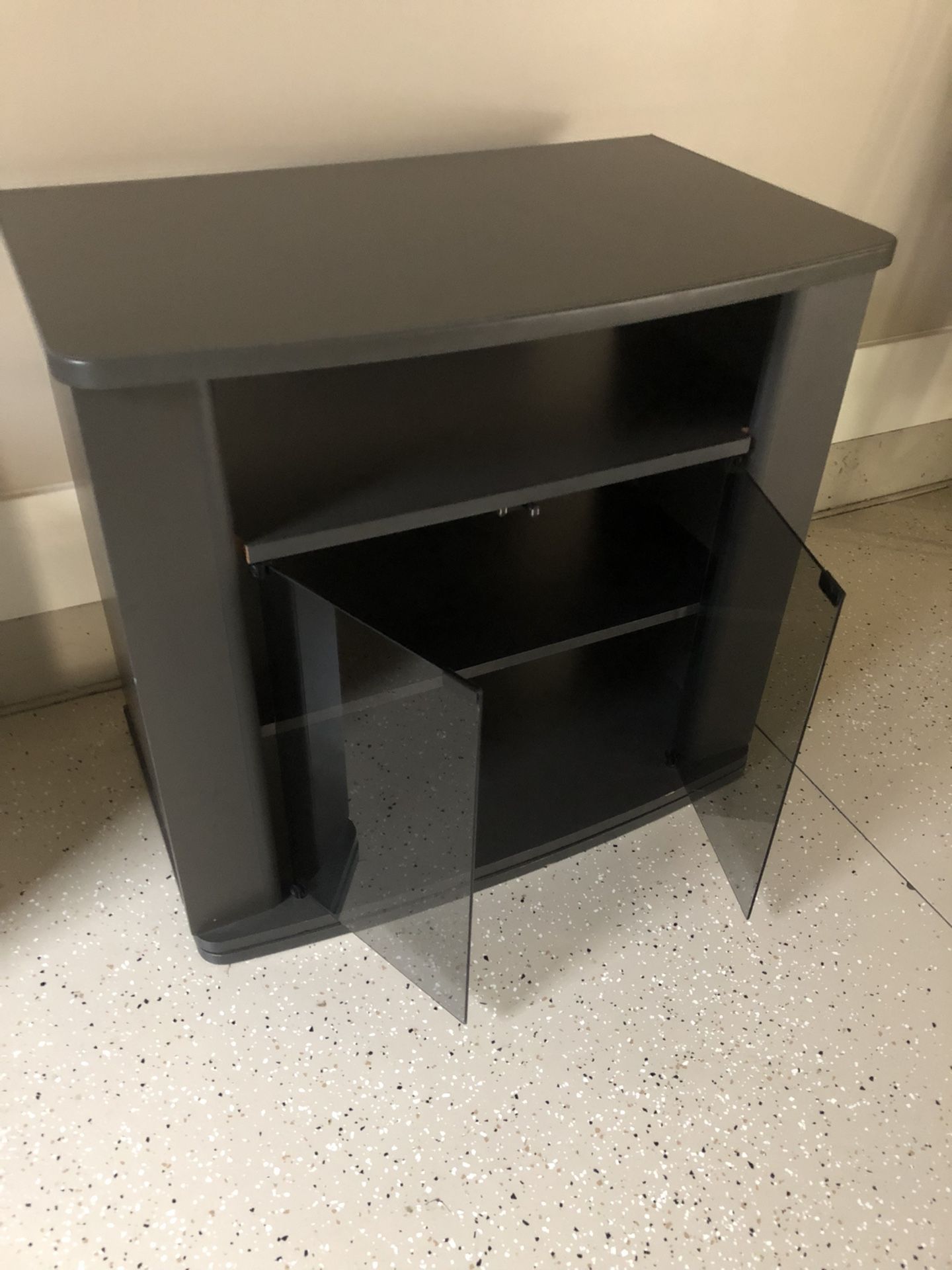 TV  Stand with swivel base