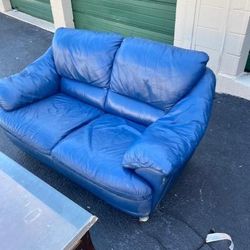 Blue Love Seat Leather 