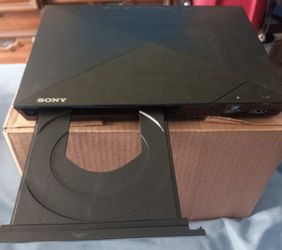 Sony Blu-Ray DVD Player #BDP-S3200