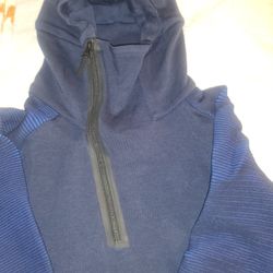 Nike Dynamic Reveal Hoodie Size Large 