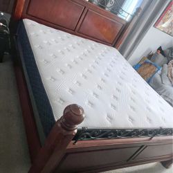 King Iron Wood Bed Frame with Mattress and Boxsprings