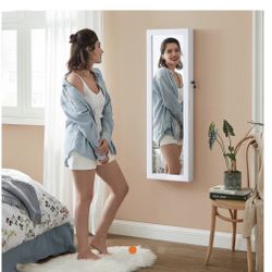 Jewelry Cabinet with LED lights Lockable with Mirror BRAND NEW