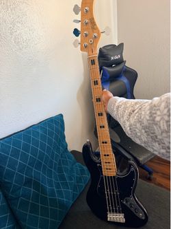 Tagima classic series TJB 5- string bass