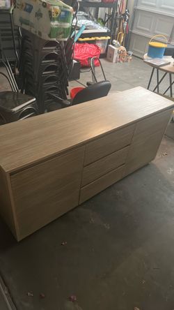 Light Wood Dresser