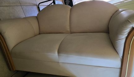 Free loveseat (missing legs)