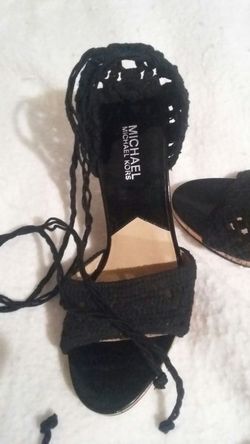 Micheal Kors Heels w Straps