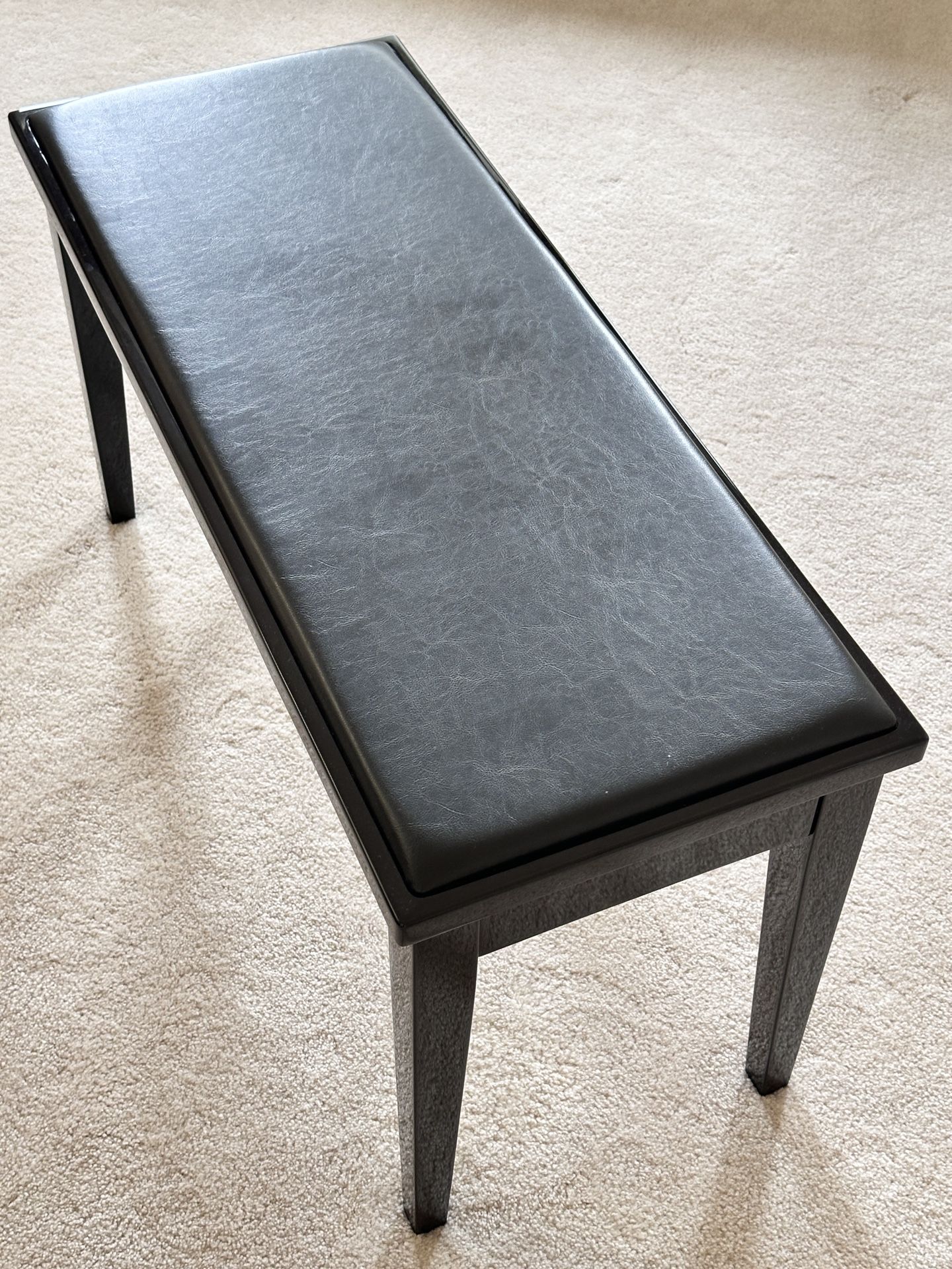 Yamaha Piano Bench With Storage