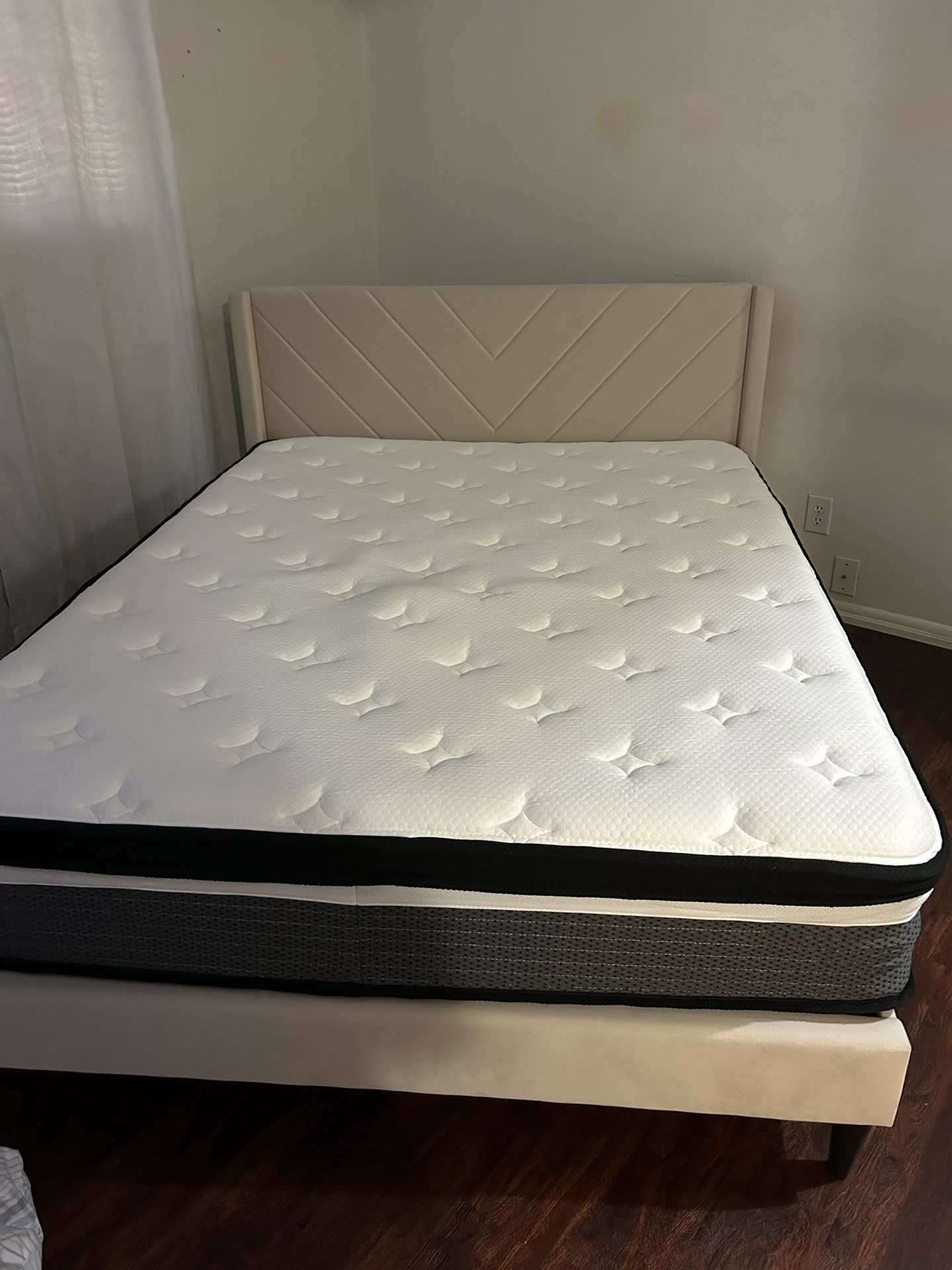 Queen bed