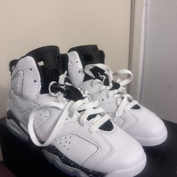 Air Jordan 6 Retro GS Size 5.5Y
