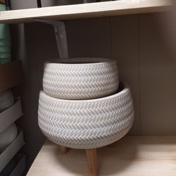 Awesome New Designer Tripod Garden Planter High Quality Masterpiece Very Detailed