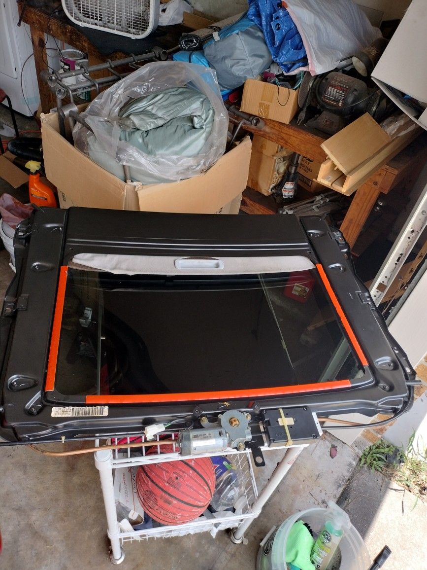 2g Dsm Sunroof Assembly