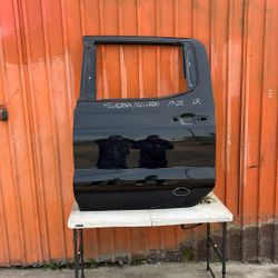 2019-2021-2023-2025 Silverado / Sierra Door 