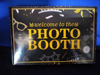 Photo Booth Props And Posses
