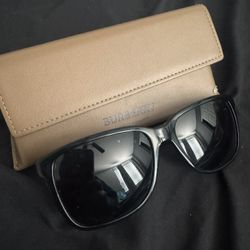 Burberry Sun Glasses. 