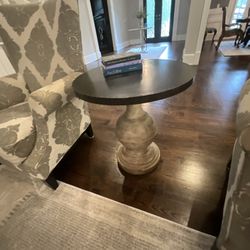 Hooker Furniture Bordeaux Accent Table