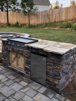 Outdoor Kitchen