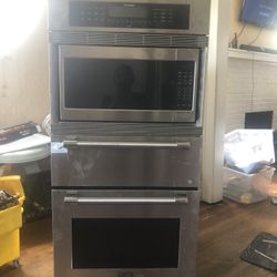 Thermador Electric Wall Oven  $500  OBO
