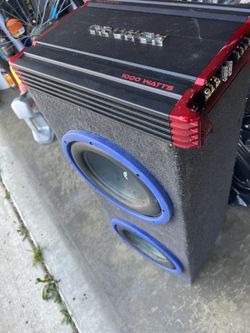 1000 Watt Crunch Amp And 2 10” Almani Subs