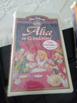 Walt Disney Masterpiece Collection Alice in Wonderland