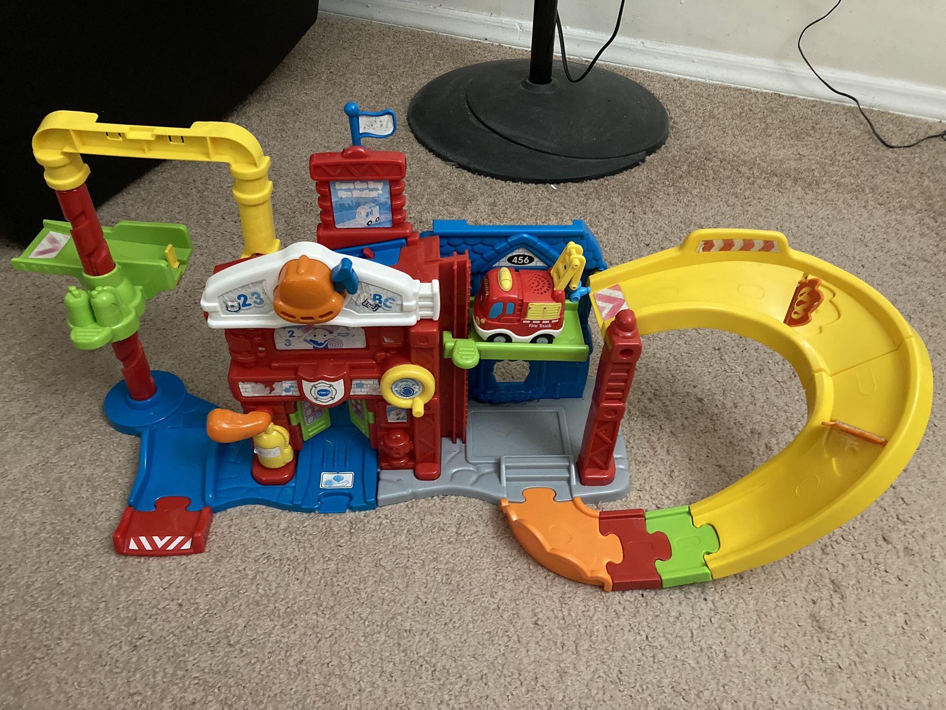 Vtech Go Go Smart Wheels Fire Station Toy