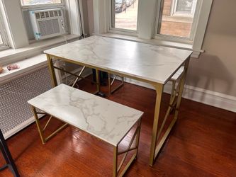 Modern Dining - kitchen Table Set with 2 Benches – Excellent Condition