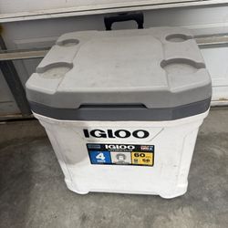 Igloo 60qt Cooler On Wheels