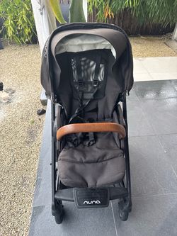 Nuna Stroller or coche