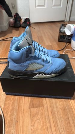 jordan 5 unc