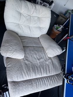 Reclining  sofa