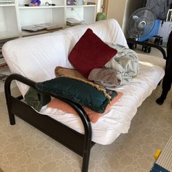 Futon W Frame