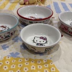 Hello Kitty Dog Bowls