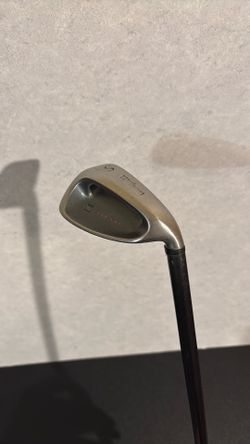 Wilson Golf DEEP RED Sand Wedge // Righthand