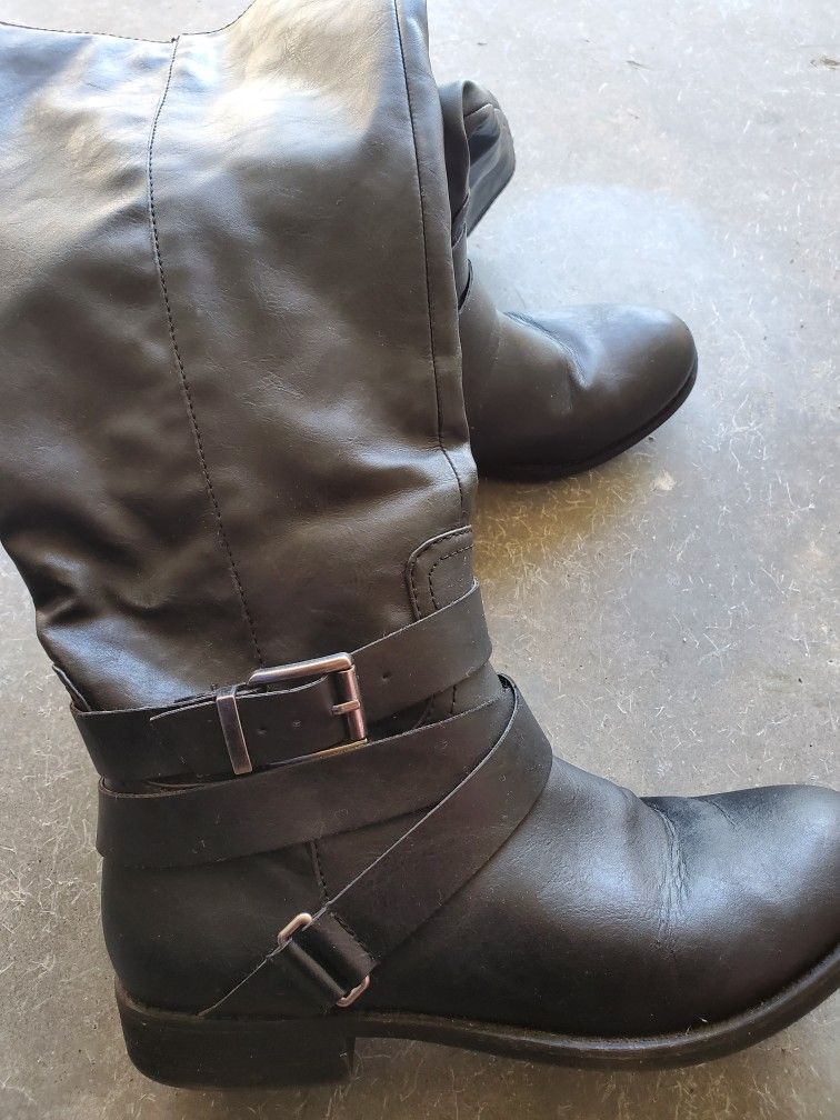 Black Pu Leather Mid Calf Boots