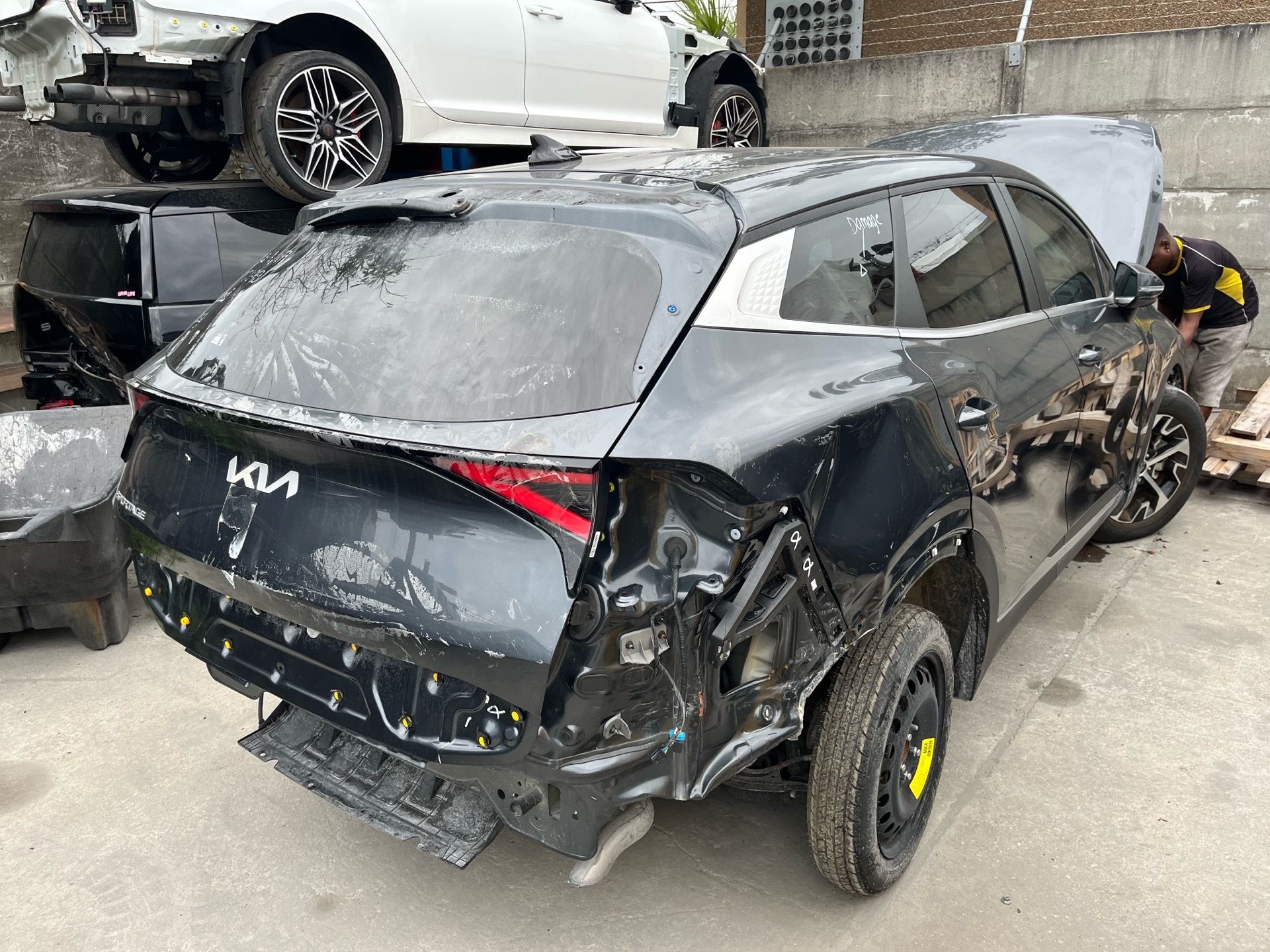 2023 2024 KIA SPORTAGE EX PART OUT