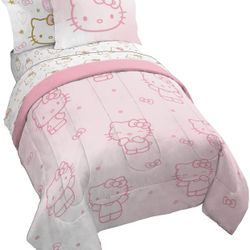 5 Piece Hello Kitty Bedset