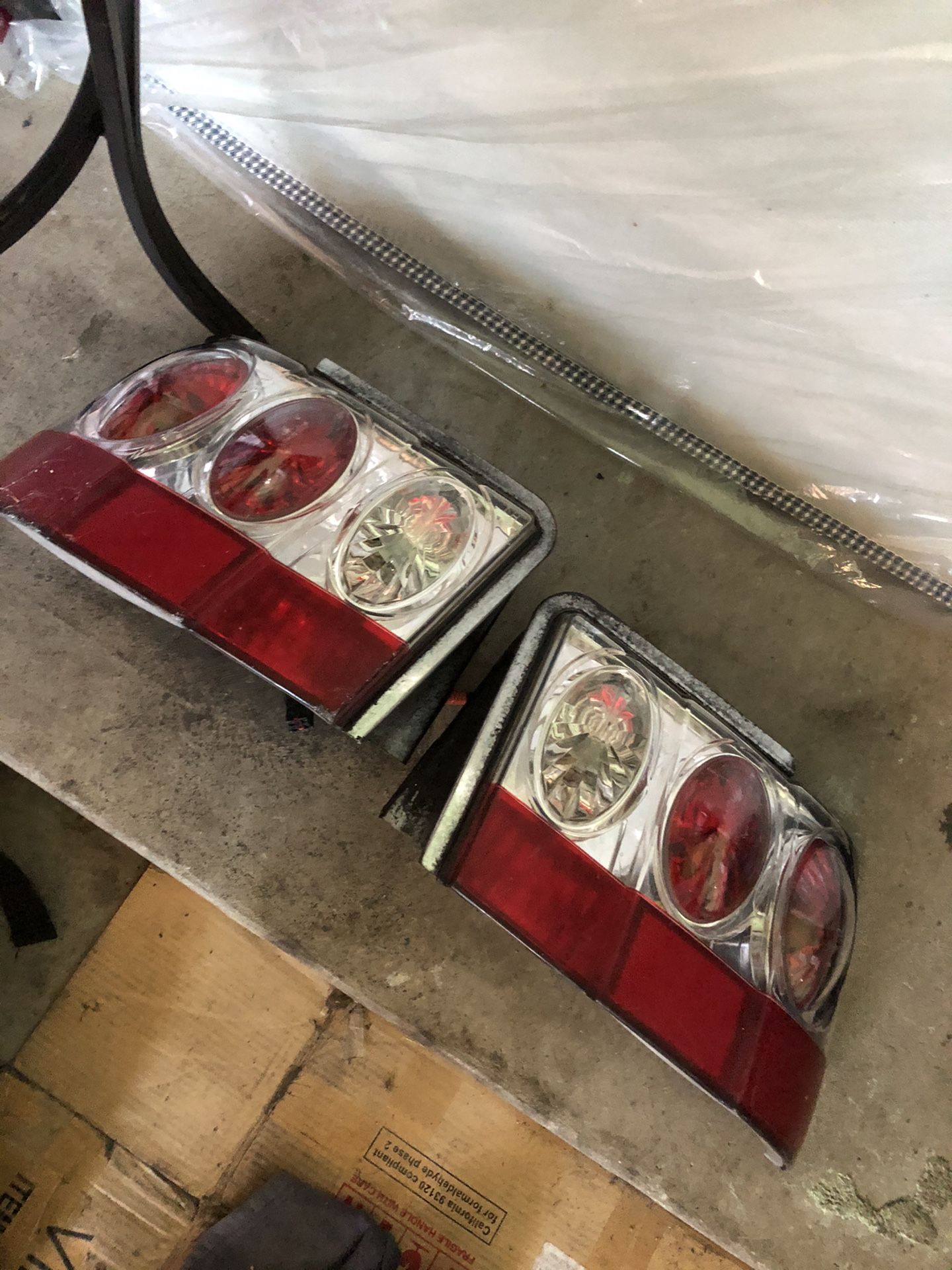 2003 Ford Mustang tail lights