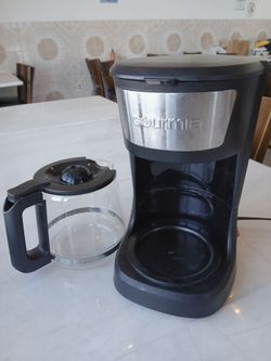 12 cup coffee maker-SEE DESCRIPTION