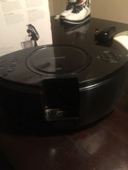 Boombox radio with Aux