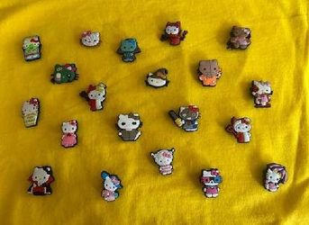 RARE HELLO KITTY CHARMS 4 CROCS