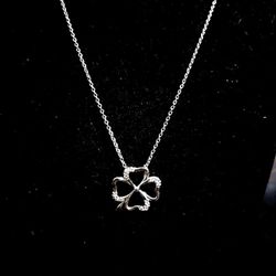 925 Sterling Silver Cubic Zirconia Four Leaf Clover Pendant 