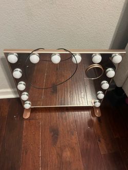 Vanity mirror