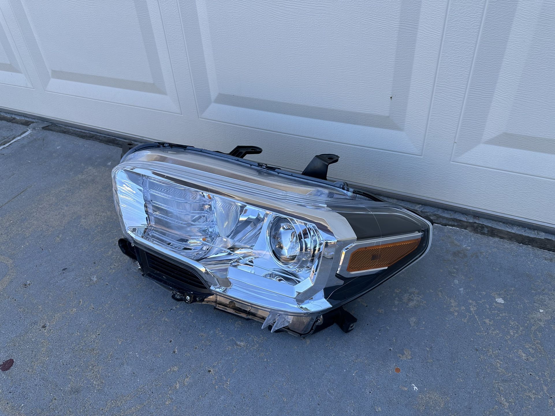 Toyota Tacoma Headlight 2016 - 2022, Toyota Tacoma Headlamp, OEM ORIGINAL TOYOTA PART, driver side  