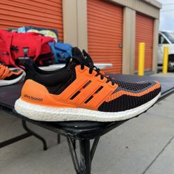 Adidas Ultraboost DNA “Juventus” Size 10