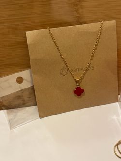Leaf Clover Necklace