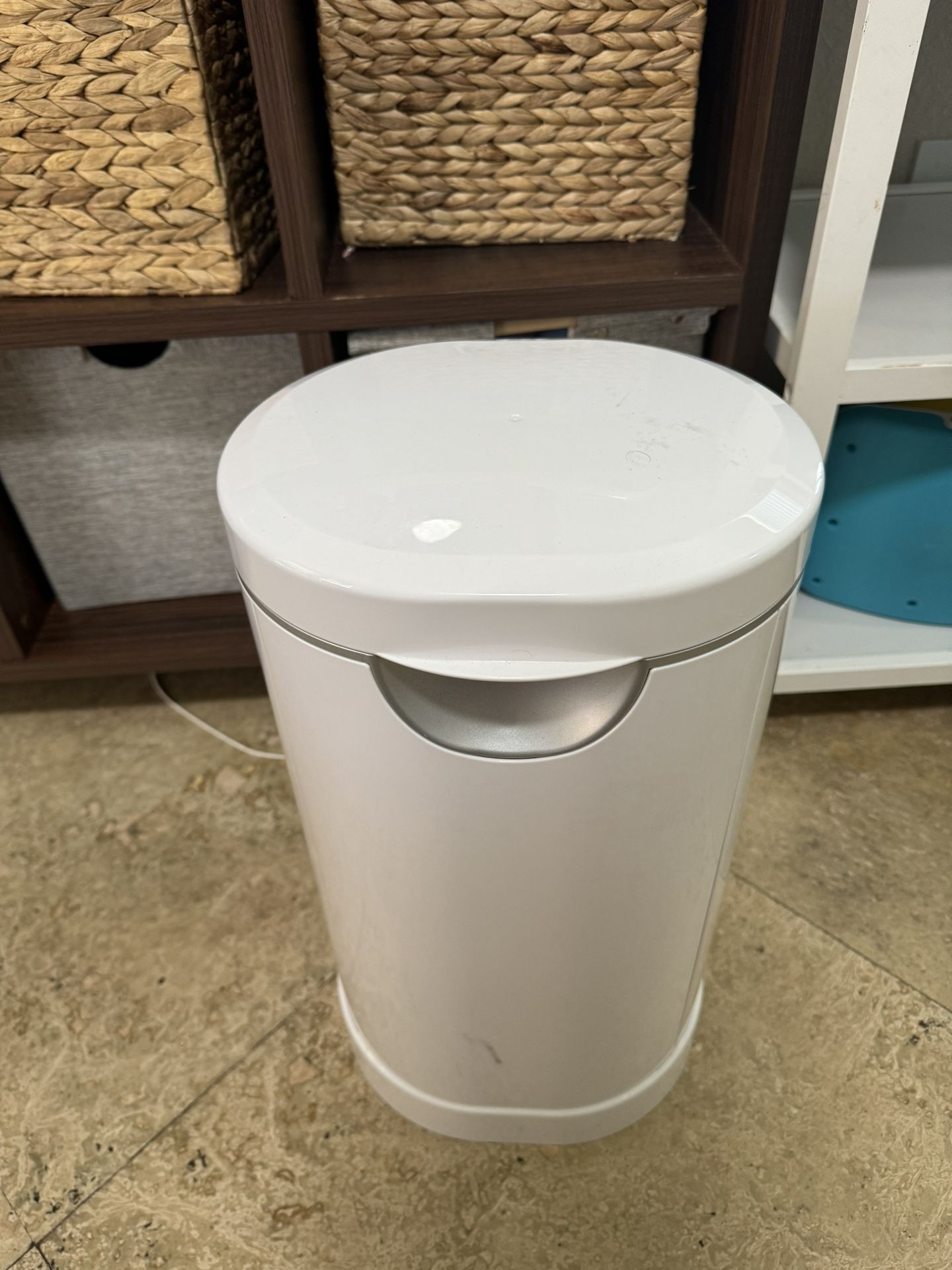 Munchkin STEP Diaper Pail