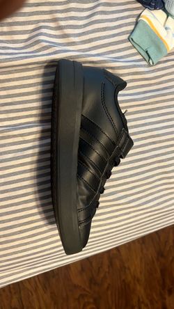 Adidas shoes kids size 13k
