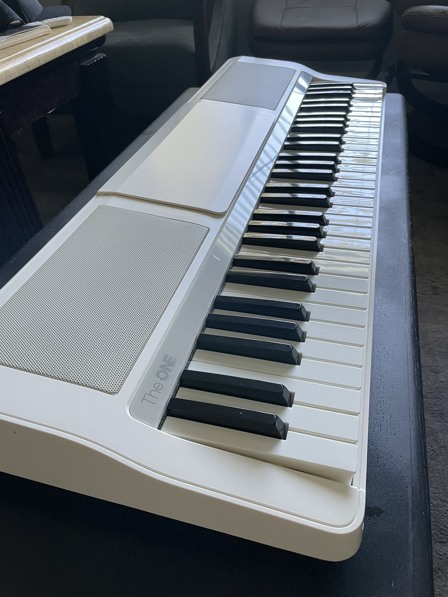 The one light smart piano